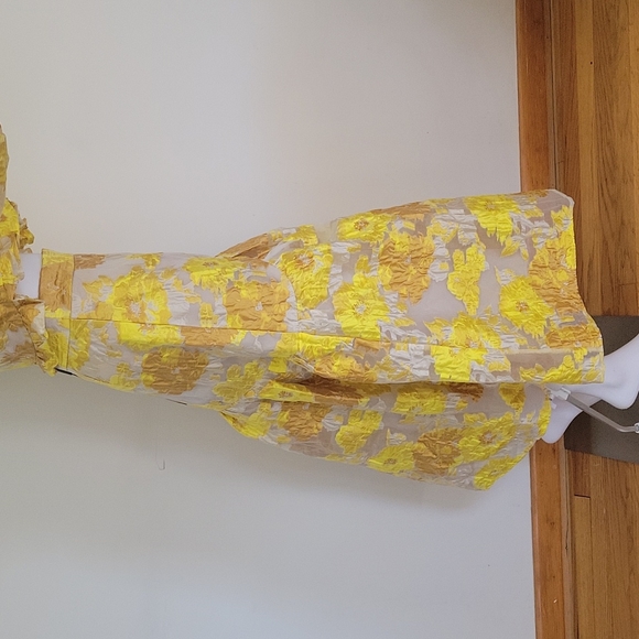 Elliatt Prowess 2 Piece Set - Picture 12 of 14